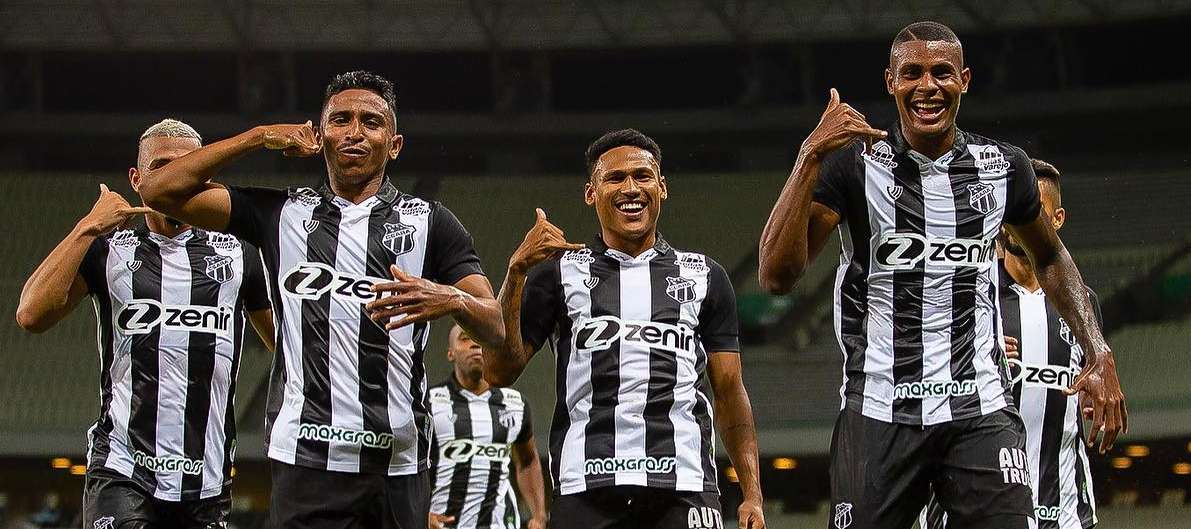 Seleção FI do Brasileirão armada no 4-3-3 e com ‘Gordiola’ no comando técnico