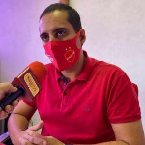 Série B: Mesmo envergonhado, presidente mostra confiança: 