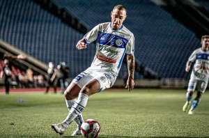 Série B: Lanterna anuncia a dispensa de ex-lateral de Santos, Avaí e Coritiba