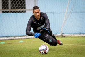 Série C: Manaus-AM corre contra o tempo para recuperar goleiro titular
