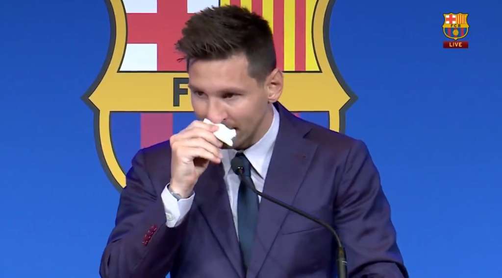 ‘Tristeza grande ter de sair do clube que amo’, diz Messi em adeus ao Barcelona