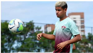 Internacional avança em negociação com meio-campista ex-Fluminense