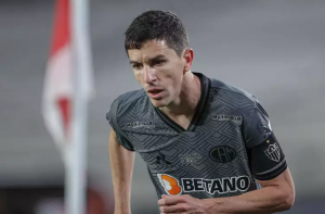 Meio-campista do Atlético-MG é absolvido e enfrenta o Palmeiras na Libertadores