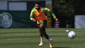 Volante é liberado no BID e aumenta opções para Abel no Palmeiras
