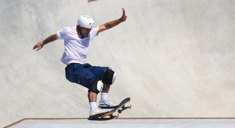 Pedro Barros conquista a medalha de prata no Skate Park nos Jogos