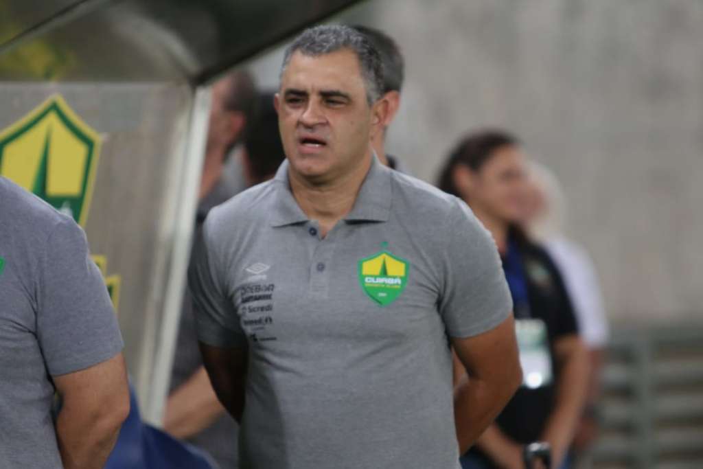 Náutico confirma Marcelo Chamusca no lugar de Hélio dos Anjos