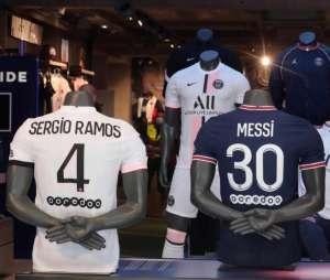 Ex-rival, Sergio Ramos dá as boas vindas a Messi no PSG: 'Quem diria?'