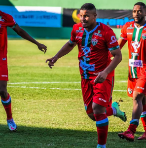 Série D: Rio Branco-VN-ES recebe a Ferroviária de olho em vaga no G4