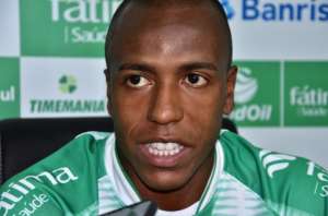 Série B: Guarani se aproxima de lateral que já teve grave lesão no joelho e que pegou Covid-19