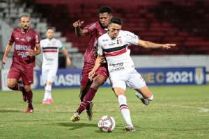 Santa Cruz-PE 0 x 0 Ferroviário-CE - Empate ruim para os dois!