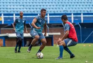 Série B: Regularizado, atacante pode fazer estreia pelo Avaí no sábado