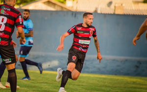 Irmãos gêmeos acertam com o Rubro-negro Gaúcho