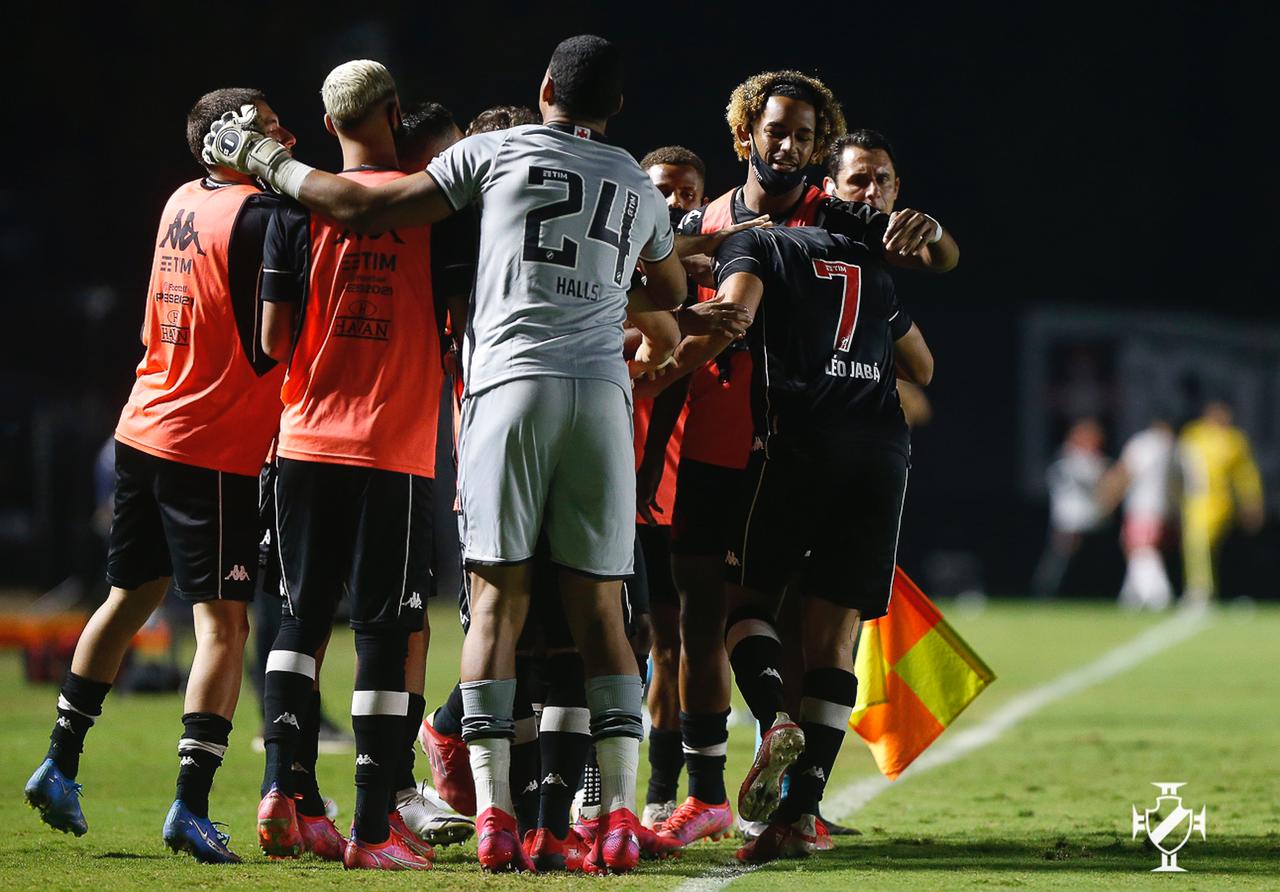 SÉRIE B: Goiás tropeça e deixa Guarani e Vasco entrarem no G-4