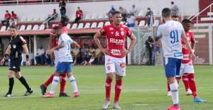 Vila Nova 1 x 0 Avaí - Tigre respira contra a degola e tira Leão do G4