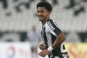 Série B: Com uma das piores campanhas fora, Botafogo precisa superar desfalques para entrar no G4