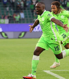 ALEMÃO: Wolfsburg ganha do RB Leipzig e é o único com 100% de aproveitamento