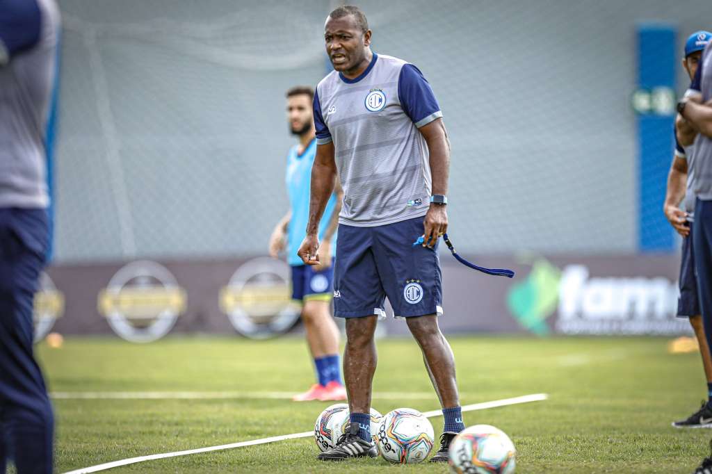 ze carlos leal confianca