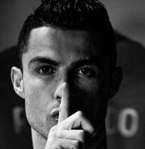 Tomou chapéu! Cristiano Ronaldo é vítima de golpe e perde R$ 1,1 milhão