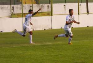 São Raimundo-RR 1 x 2 Paragominas-PA - Jacaré vira e garante vaga