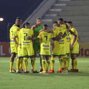 Série C: Sem chances de avançar, técnico do Mirassol lamenta eliminação precoce: 'Não era o que queríamos'