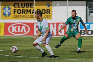 Floresta-CE 1 x 2 Altos-PI - Jacaré vence e respira na luta contra a queda