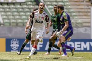 Michael minimiza segundo tropeço no Brasileiro e destaca entrega do Flamengo