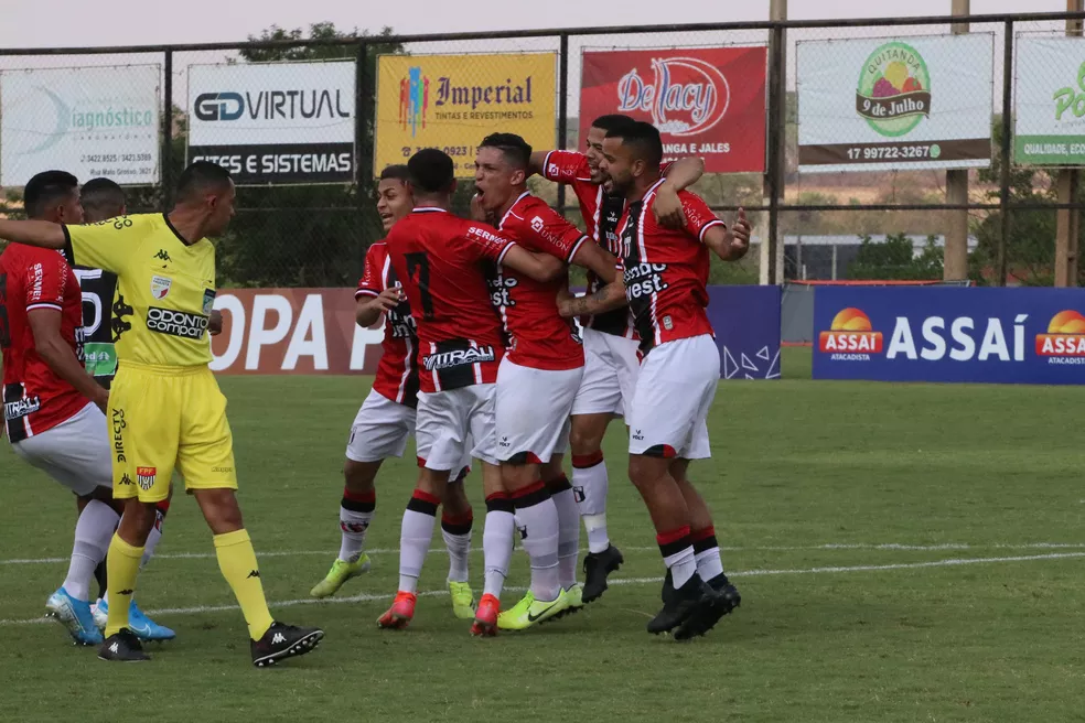 Copa Paulista: Lateral do Botafogo elogia novo treinador: “Mudança notória no estilo de jogo”