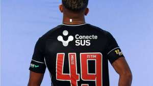 Série B: Contra o Cruzeiro, Vasco usa camisa para conscientização da vacinação contra a covid-19