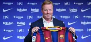 Espanhol: Ameaçado, Koeman foge de pergunta sobre futuro e ironiza: 
