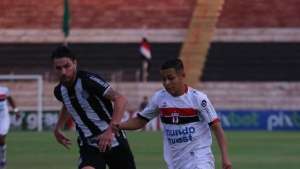 Botafogo-SP 1 x 2 Figueirense-SC - Grande vitória não faz diferença e ânimos esquentam