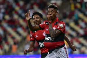 Decisivo em vitória do Flamengo, Bruno Henrique prega cautela: 