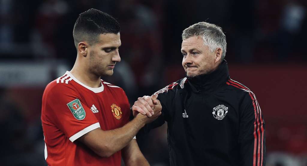 COPA DA LIGA INGLESA: United é eliminado sem CR7 e vê rivais se classificarem