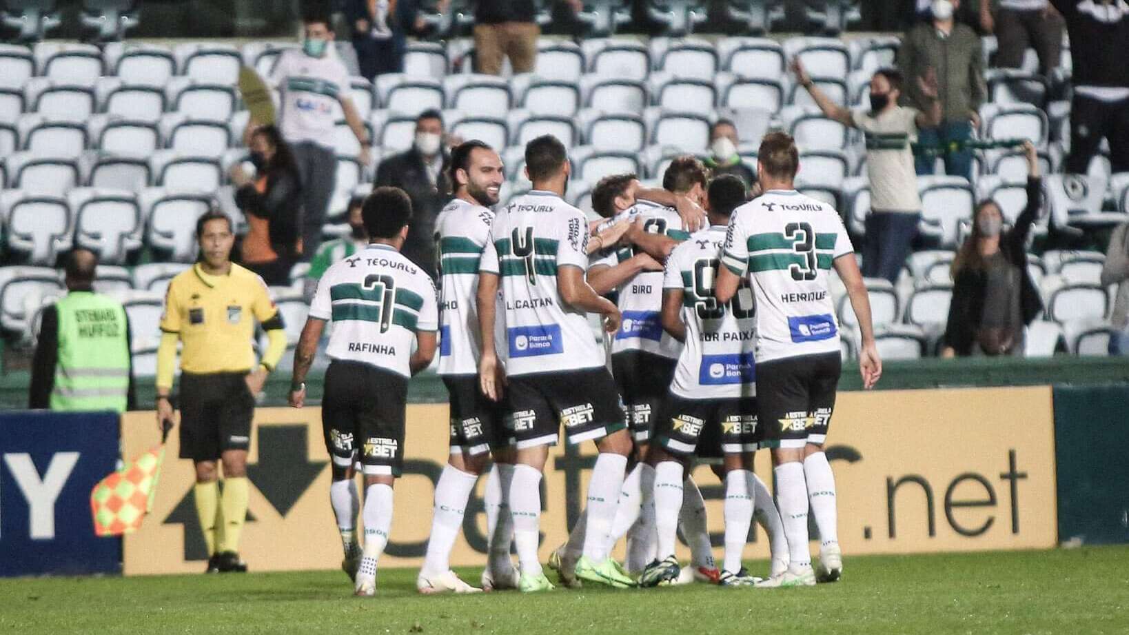 CHANCES DE ACESSO: Coritiba chega a 98%; Botafogo também encaminha acesso e Guarani segue na briga