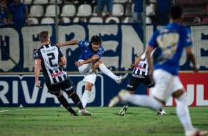 Cruzeiro 1 x 1 Operário - Confusão, aglomeração, polêmica e frustração da Raposa em jogo da Série B