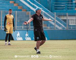 Série C: Mesmo após goleada sofrida, técnico do Paysandu mantém foco na classificação: 'É nosso objetivo'