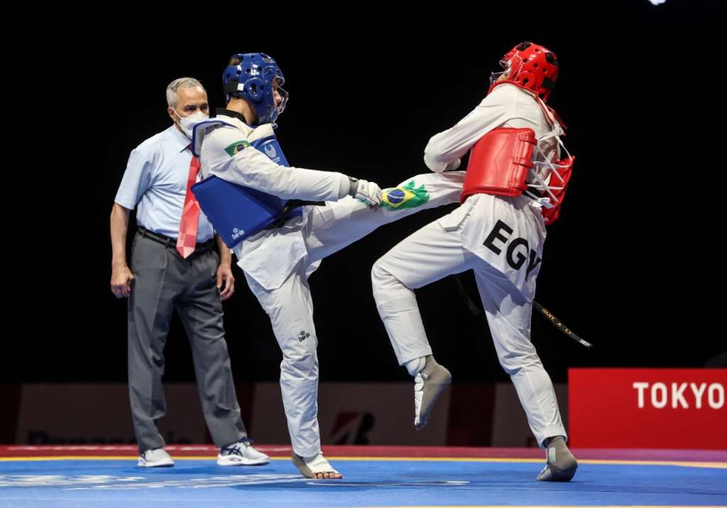 Nathan Torquato conquista ouro na estreia do tae kwon do na Paralimpíada