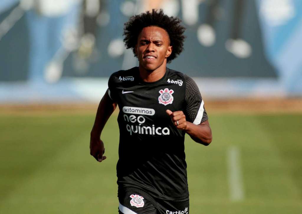 Willian pode reforçar o Corinthians, terça-feira, na Arena, diante do Juventude