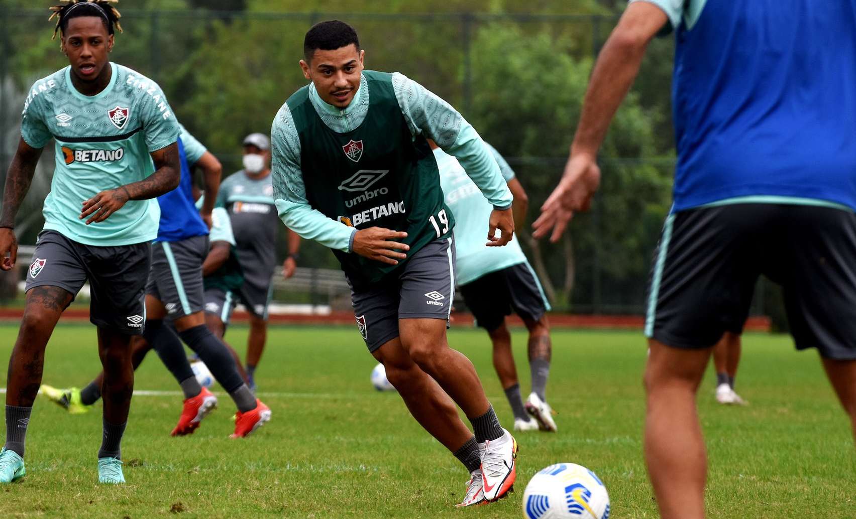 Chapecoense x Fluminense – Tricolor quer colar no G6 contra lanterna desesperado