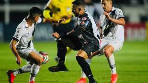 SÉRIE B: Ponte Preta enfim vence 1ª fora de casa; Coritiba empata com Vitória, mas mantém a liderança