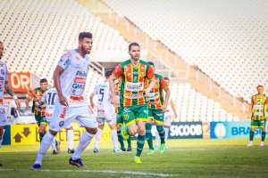 Sampaio Corrêa 0 x 0 Operário-PR - Com direito a pênalti perdido, duelo termina empatado e ambos se complicam na Série B