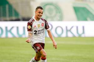 Palmeiras 1 x 3 Flamengo - De virada, Flamengo derruba Palmeiras e se aproxima dos líderes