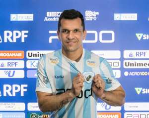 Série B: Londrina acerta com experiente jogador