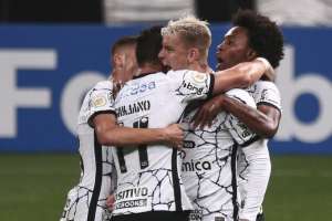 Corinthians 2 x 1 Palmeiras - Com direito à 'lei do ex', Timão vence clássico com dois gols de Roger Guedes