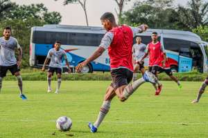 Série C: Lateral do Ferroviário-CE pede foco, antes de fazer as contas e torcer