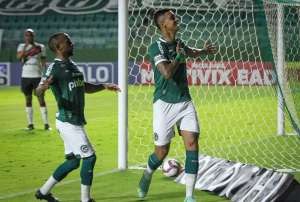 SÉRIE B: Goiás pode igualar líder Coritiba; CRB e Guarani brigam pelo G4