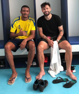 Série B: Contratado para a base, jovem zagueiro do Cruzeiro já treina com o elenco profissional