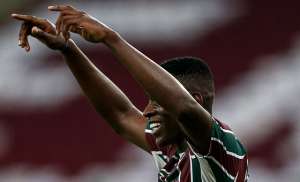 Destaque do Flu, Luiz Henrique exalta Fred: 'É um sonho jogar ao lado dele'