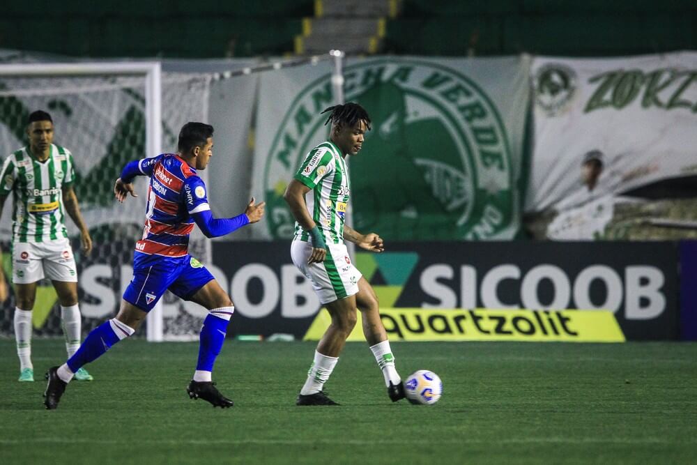 Série B: Náutico está perto de fechar com lateral cotado no Guarani e ‘folião’ do Juventude