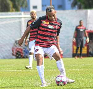 Castanhal-PA 1 x 2 Moto Club-MA - Felipe Cruz brilha e Moto Club bate o invicto Castanhal