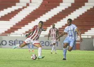 Náutico 1 x 2 Londrina - Tubarão vence a 1ª no returno e afunda o Timbu em crise